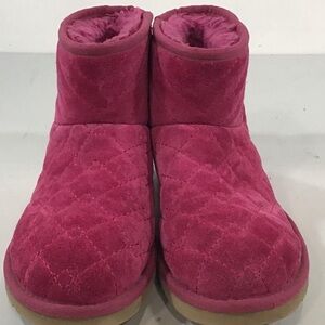 Women’s UGG Arden Winter Mini Fuchsia Suede Ankle Boots Size 6